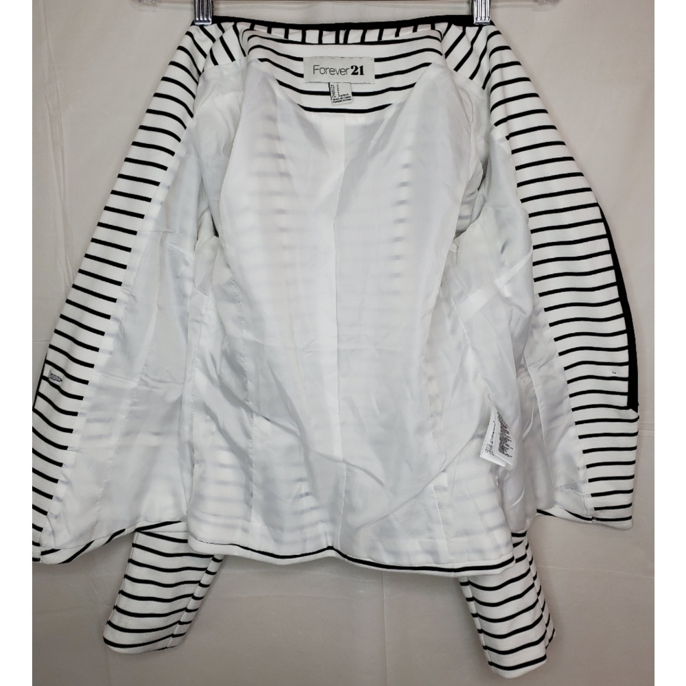 Forever 21 White Striped Blazer - Picture 6 of 8